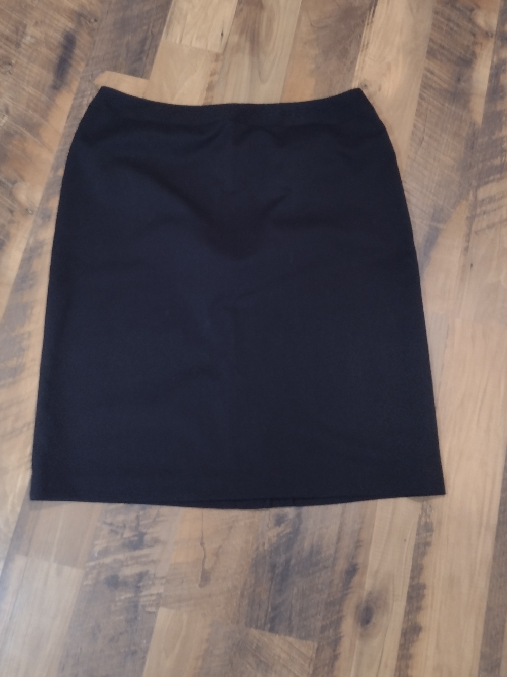 Classic Black Pencil Skirt - Women's Professional Staple Sz Medium